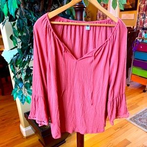 Old Navy M pink shirt with poofy sleeves